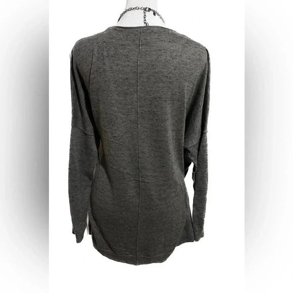 Cabi lightweight oversized gray sweater - XS - Picture 2 of 6
